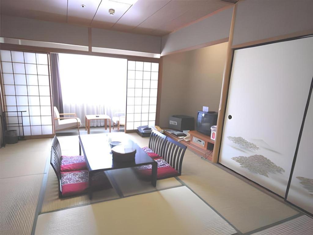 Tateyama Kokusai Hotel Toyama Station Esterno foto