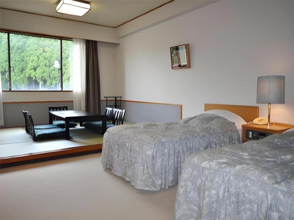 Tateyama Kokusai Hotel Toyama Station Esterno foto