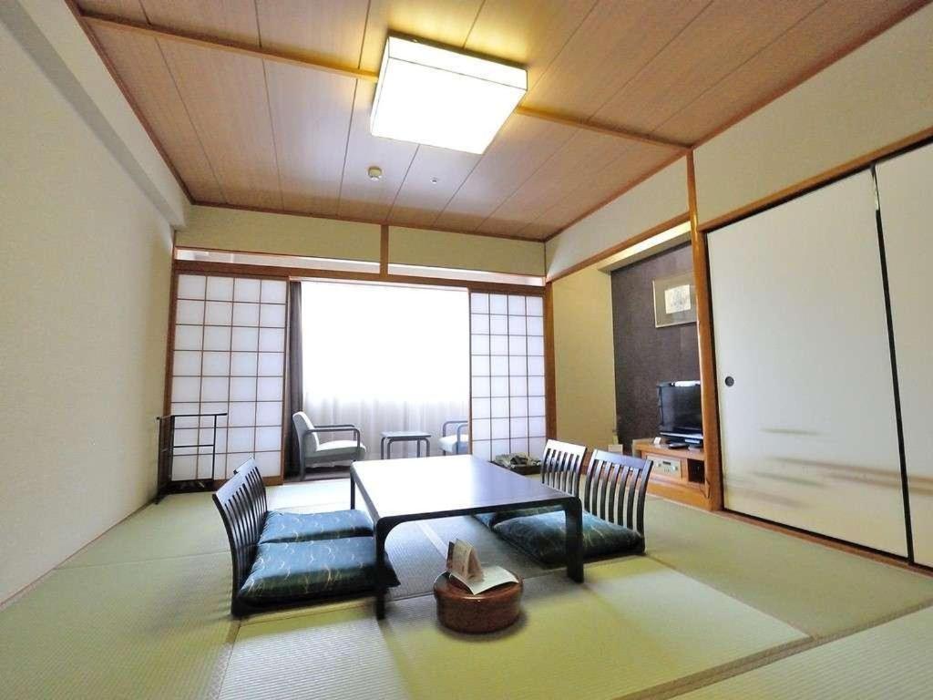 Tateyama Kokusai Hotel Toyama Station Esterno foto